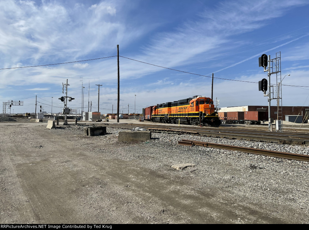 BNSF 2550 & 2597